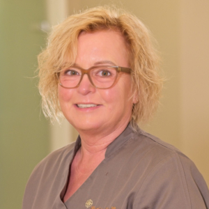 Zahnärzte_Zeisig_Mitarbeiterin3